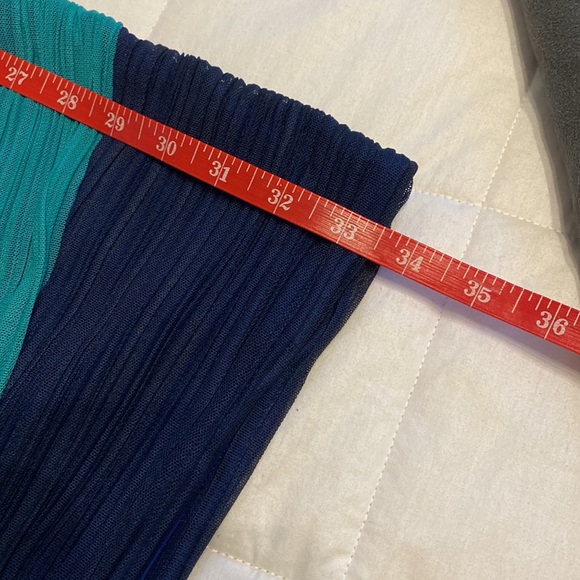 BCBGMAXAZRIA Size XS one shoulder cocktail dress. Used once. Colors are vibrant - Picture 11 of 12